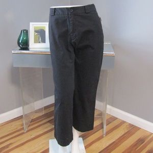NEW GAP Classic Fit Black Chino Capris Size 10R